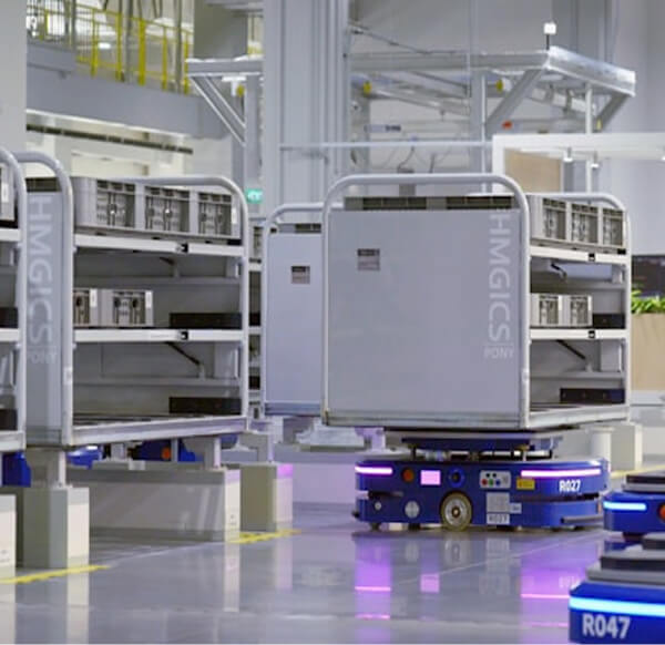 Dataset sample: autonomous driving scene 4